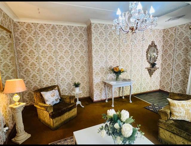 3 BEDROOM HOUSE FOR SALE IN SOUTH CREST